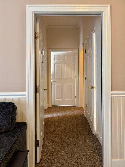 More Photos Of 2774 Electric Rd, Roanoke Medical For Lease