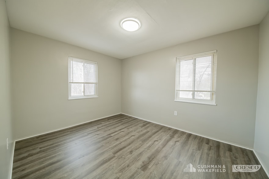 More Photos Of 20580 Lorain Rd, Fairview Park Apartments For Sale