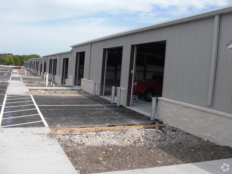 More Photos Of 8708 S Congress Ave, Austin Freestanding For Lease