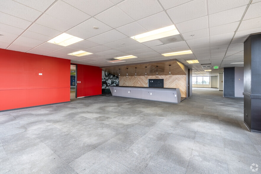 More Photos Of 14001 E Iliff Ave, Aurora Office For Sale