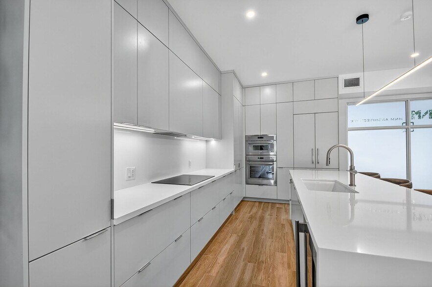 More Photos Of 3705 N Federal Hwy, Delray Beach Medical For Sale