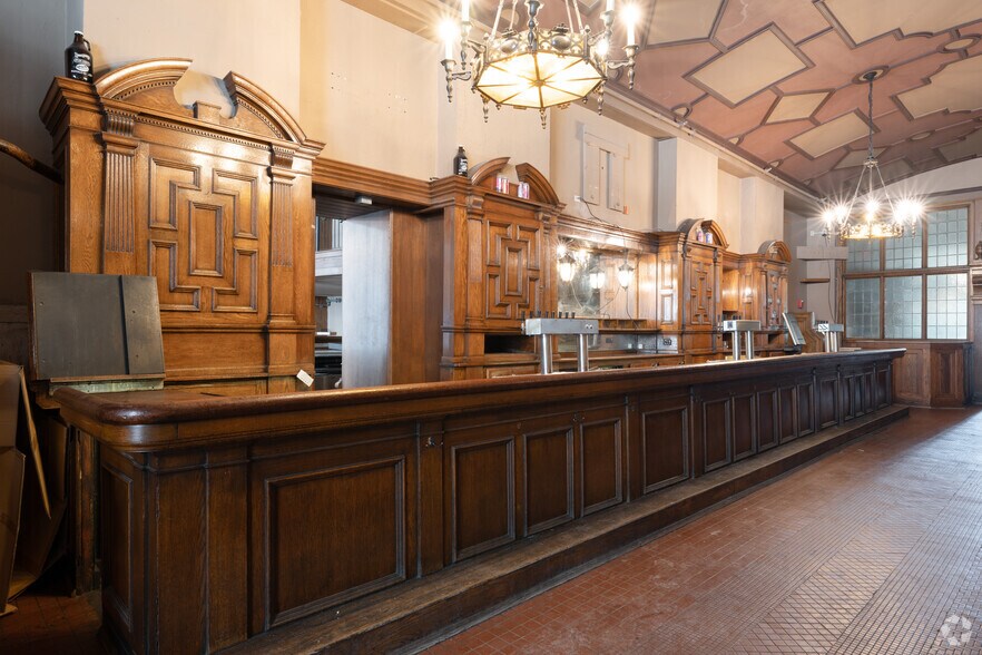 More Photos Of 391 Washington St, Buffalo Hotel For Lease