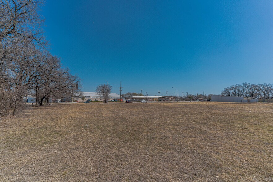 More Photos Of 2937 N Beach St, Fort Worth Land For Sale