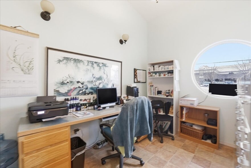 More Photos Of 198 W Marydale Ave, Soldotna Medical For Sale