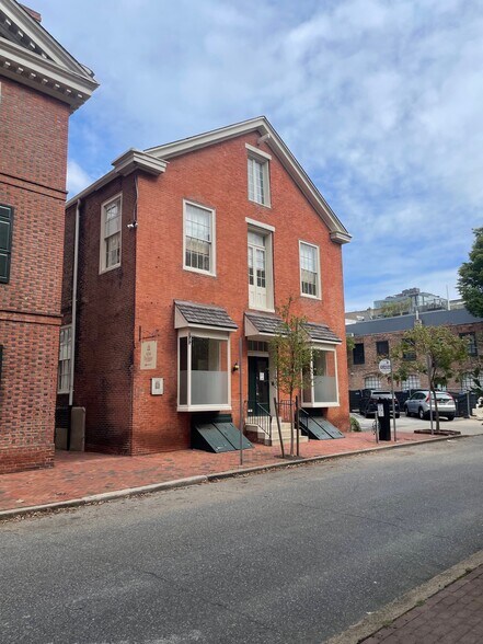 More Photos Of 129-139 N 4th St, Philadelphia Unknown For Lease