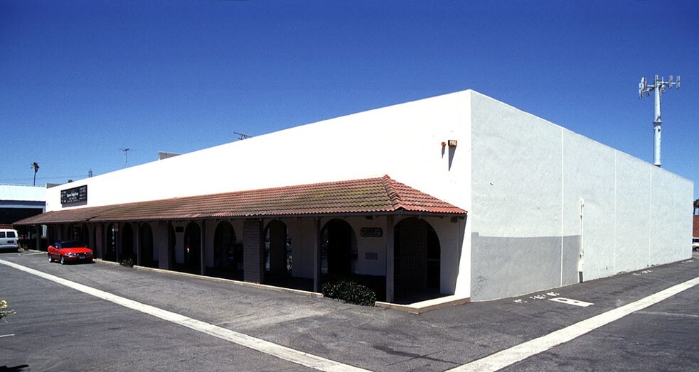 Primary Photo Of 1300-1312 Kingsdale Ave, Redondo Beach Flex For Lease