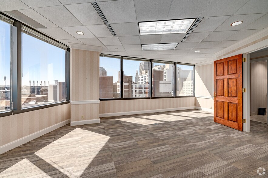 Photo of 10th Floor Ste 1060