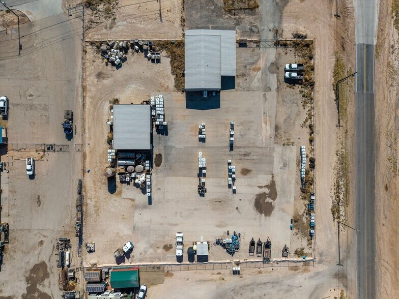 More Photos Of 8316 W I-20, Midland Warehouse For Sale