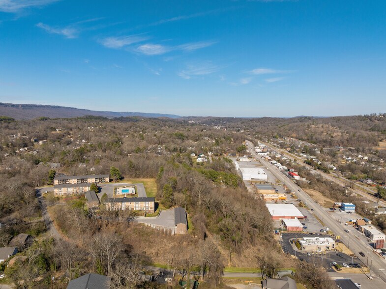 More Photos Of 300 W Midvale Ave, Chattanooga Apartments For Sale