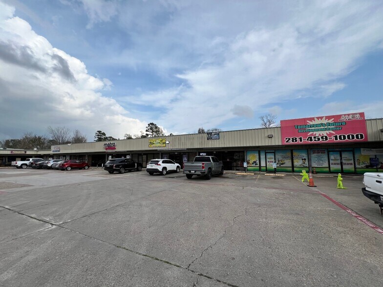 Primary Photo Of 8514 C E King Pky, Houston Unknown For Lease