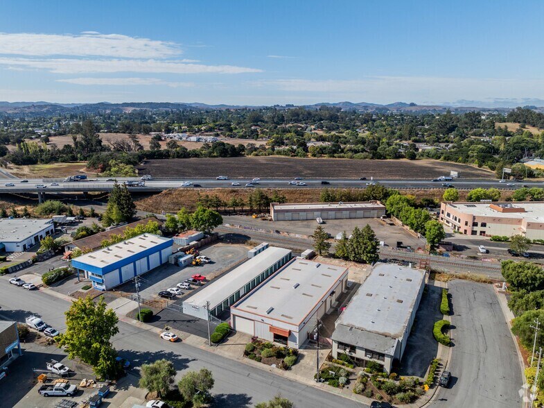More Photos Of 995 Transport Way, Petaluma Warehouse For Lease