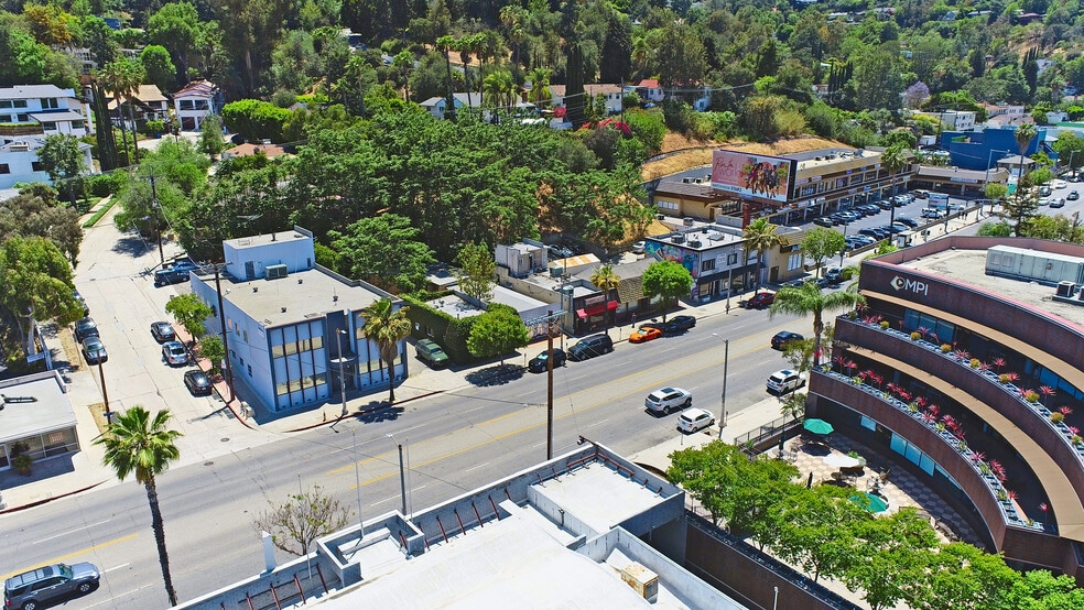 More Photos Of 11350 Ventura Blvd, Studio City Office For Lease