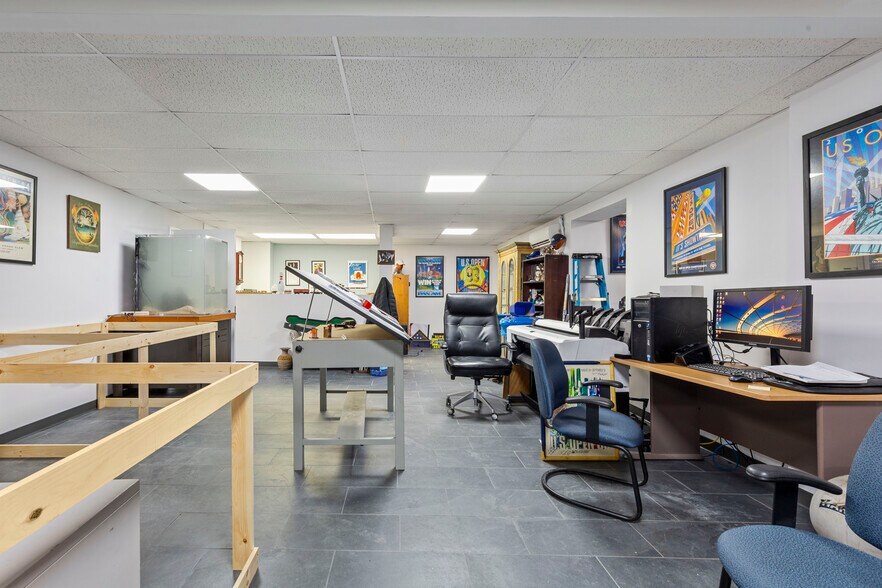 More Photos Of 14-07 113th St, College Point Flex For Sale