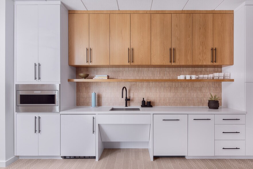 More Photos Of 2116 Bissonnet, Houston Loft Creative Space For Lease