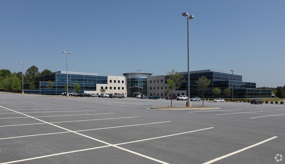 More Photos Of 771 Old Norcross Rd, Lawrenceville Medical For Lease