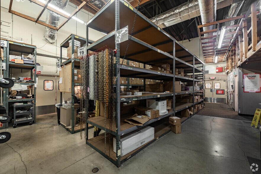 More Photos Of 18989 Hawthorne Blvd Beach, Redondo Beach Freestanding For Lease