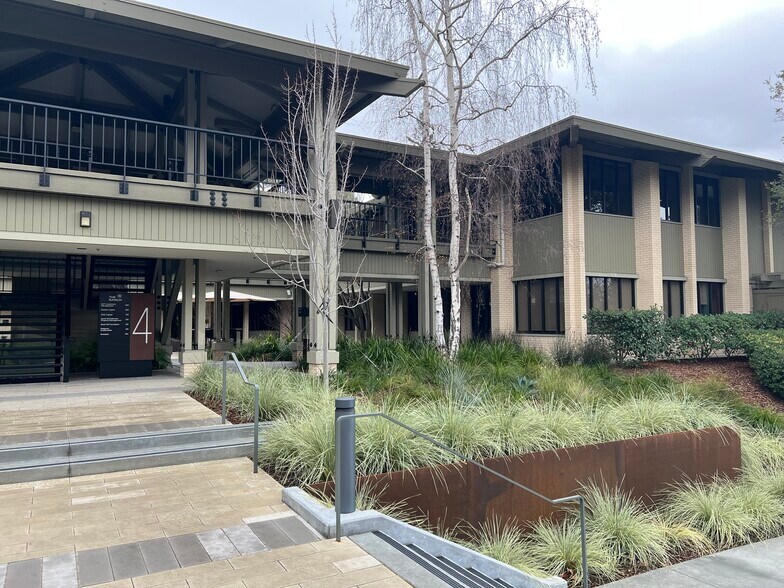 More Photos Of 3000 Sand Hill Rd, Menlo Park Office For Lease