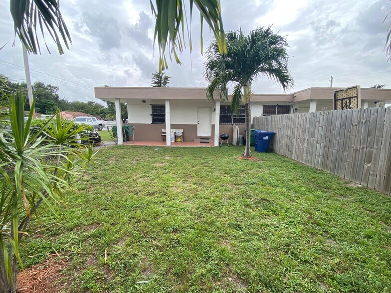 More Photos Of 3235 NW 46th St, Miami Apartments For Sale