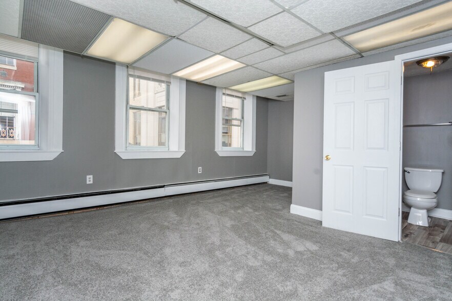 More Photos Of 115 W Mulberry St, Baltimore Office Residential For Sale