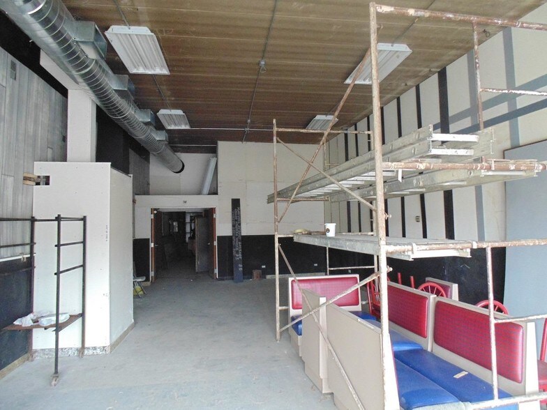 More Photos Of 2401 Central Ave, Lake Station Storefront Retail Residential For Sale