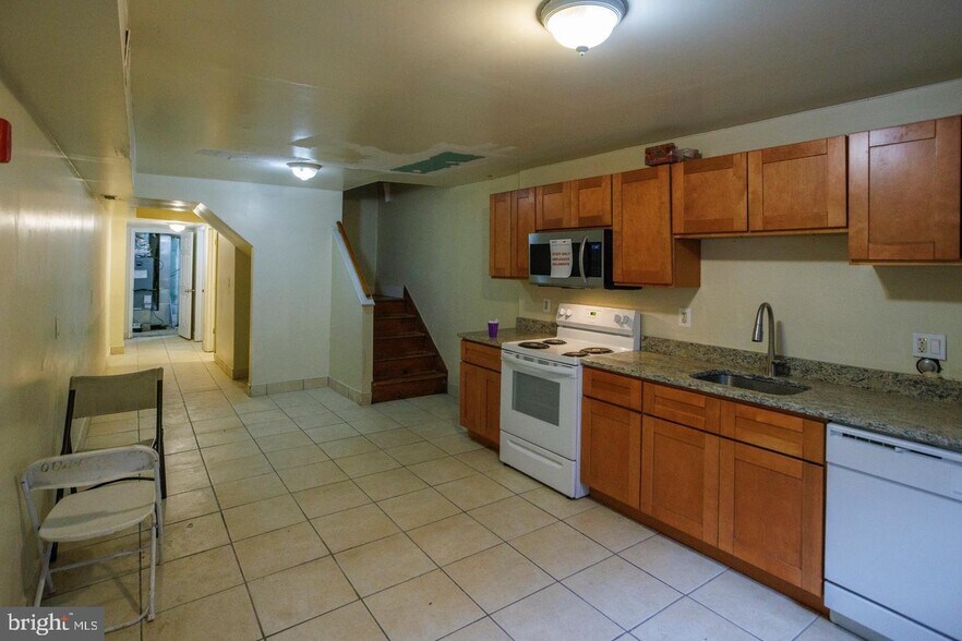More Photos Of 1609 W Susquehanna Ave, Philadelphia Apartments For Sale