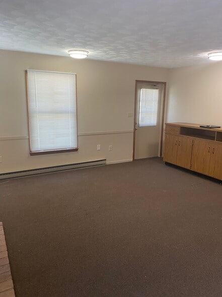 More Photos Of 120 N Main St, Englewood Loft Creative Space For Sale