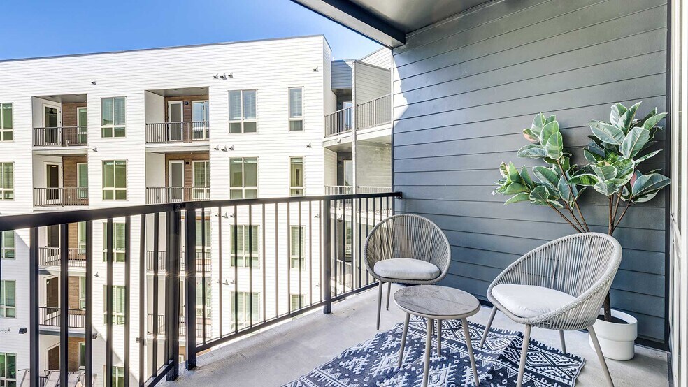 More Photos Of 12150 E Dartmouth Ave, Aurora Apartments For Lease