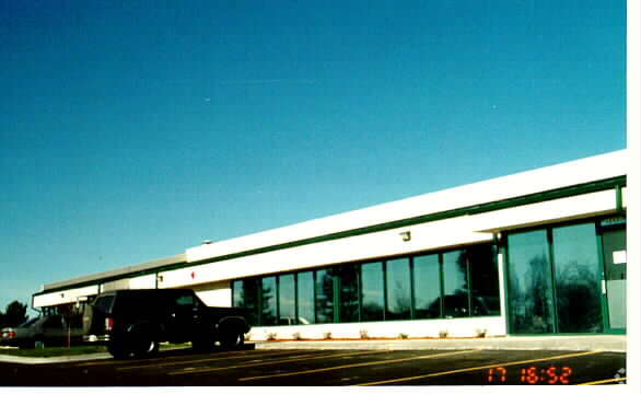 More Photos Of 2022 Helena St, Aurora Industrial For Sale