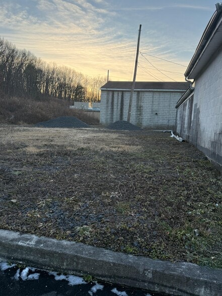 More Photos Of 501 PA-61, Schuylkill Haven Industrial For Lease