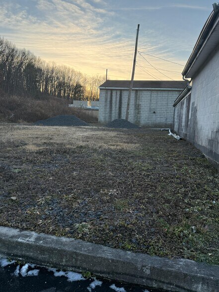More Photos Of 501 PA-61, Schuylkill Haven Industrial For Lease