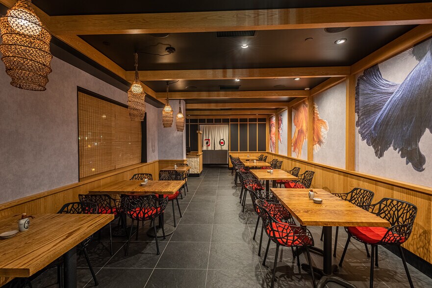 More Photos Of 3919 W Riverside Dr, Burbank Freestanding For Lease