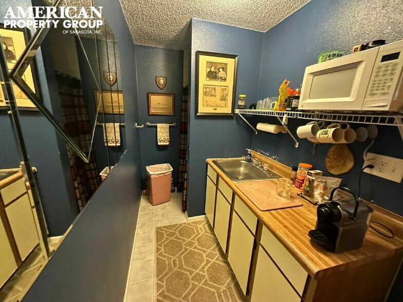 More Photos Of 350 Buena Vista Dr, Nokomis Service For Sale