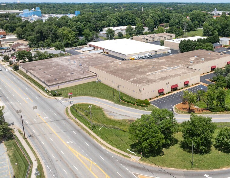 More Photos Of 110 E Meadowview Rd, Greensboro Unknown For Lease