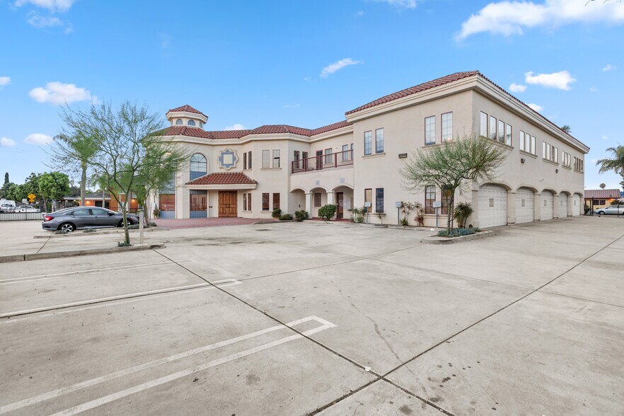 More Photos Of 200 E Washington Ave, Escondido Office For Lease