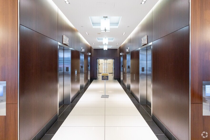 More Photos Of 777 Dunsmuir St, Vancouver Office For Lease