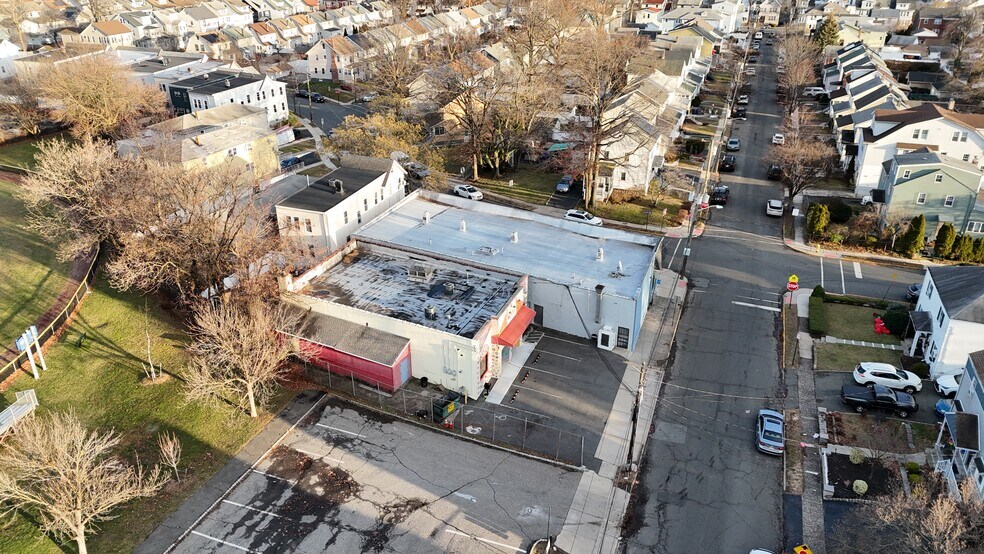 More Photos Of 129-137 La France Ave, Bloomfield Storefront For Sale