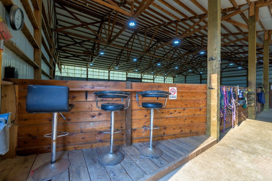 More Photos Of 5228 Gardner Ln, Florence Horse Stables For Sale