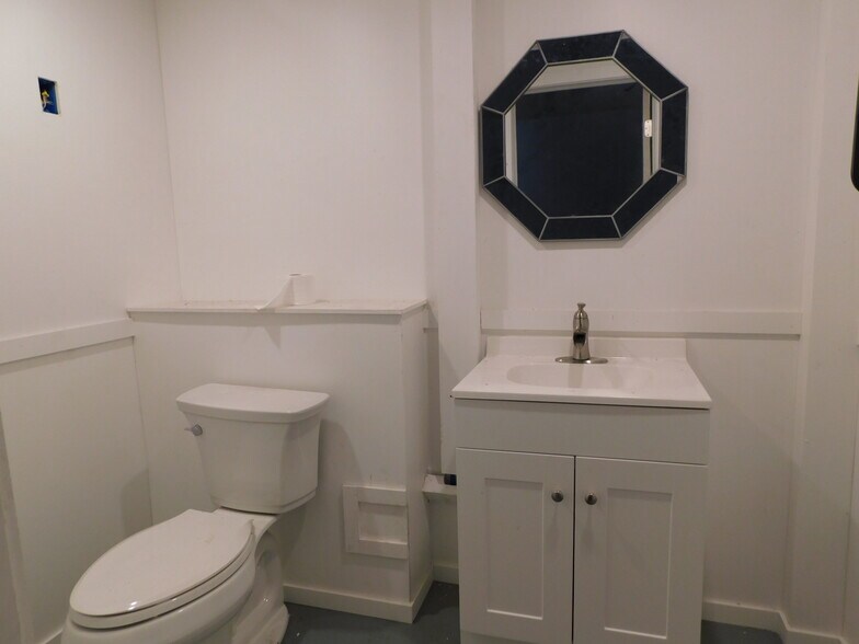 More Photos Of 1177 Route 100, Bechtelsville Specialty For Lease