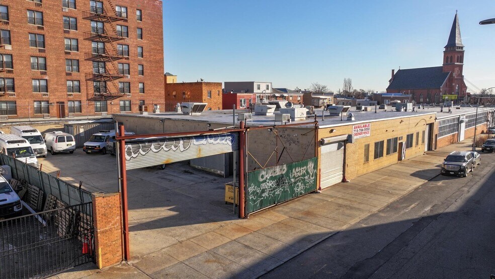 Primary Photo Of 4855-4865 36th St, Long Island City Warehouse For Lease