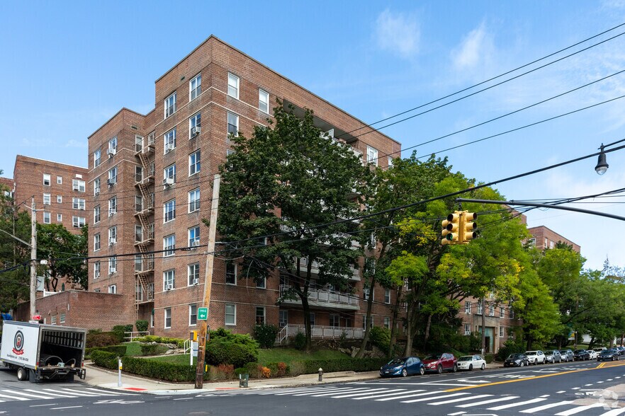Primary Photo Of 5601 Riverdale Ave, Bronx Apartments For Lease