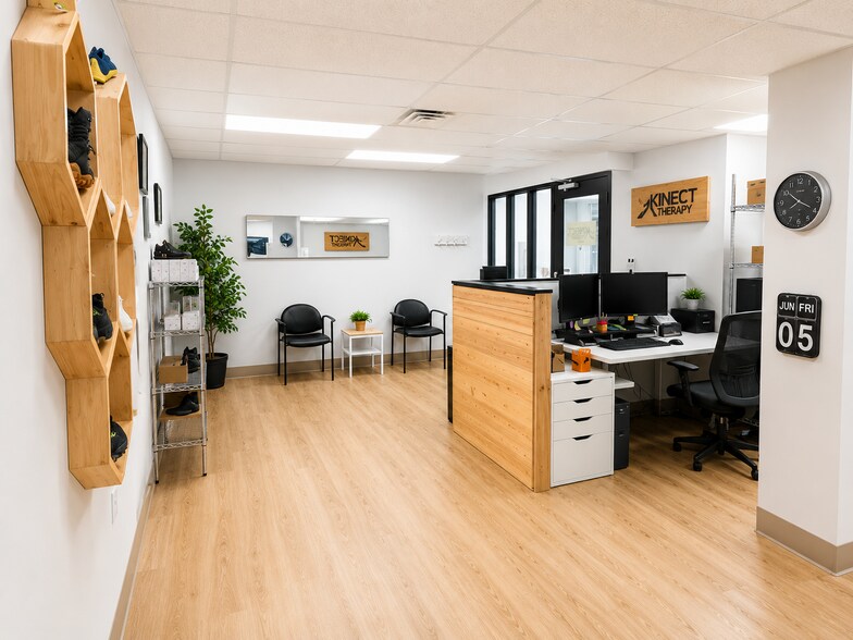 More Photos Of 974 Queen St, Sault Ste. Marie Drugstore For Lease