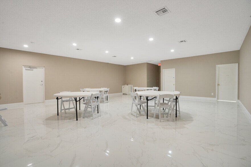 More Photos Of 1240 E Normandy Blvd, Deltona Office For Lease