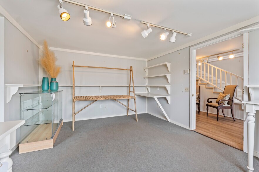 More Photos Of 2049 Post Rd, Wells Storefront Retail Office For Sale