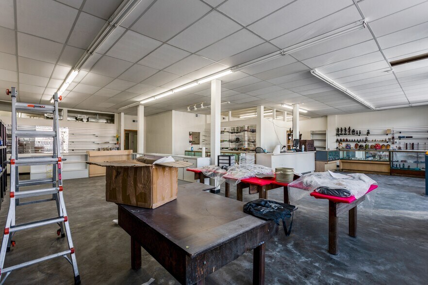 More Photos Of 1480 S State St, Salt Lake City Storefront For Sale