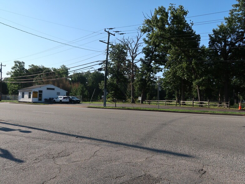 Primary Photo Of 833-837 Azalea Ave, Richmond General Retail For Sale