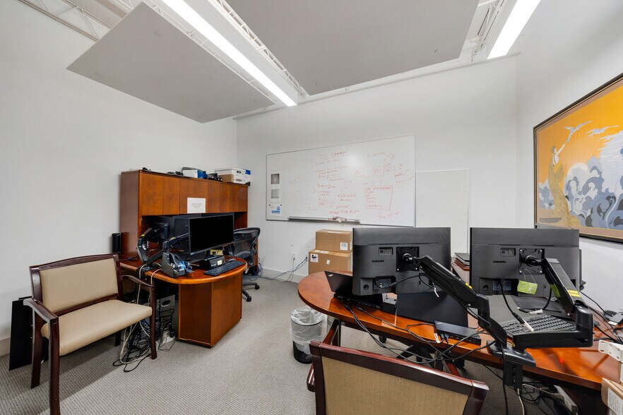 More Photos Of 4713-4725 SW 8th St, Miami Storefront For Lease