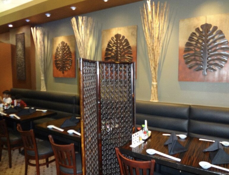 More Photos Of 100-168 S Fairmont Blvd, Anaheim Storefront For Lease