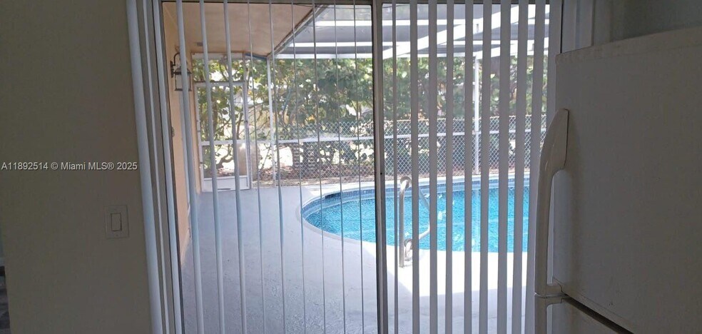 More Photos Of 333 SE 23rd Ave, Boynton Beach Apartments For Sale