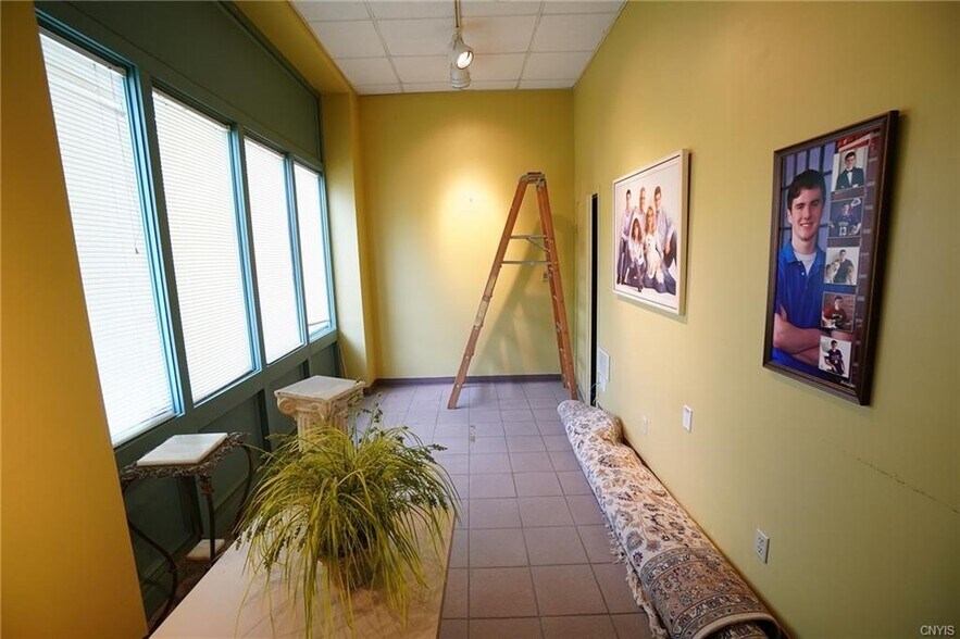 More Photos Of 610 Oak St, Syracuse General Retail For Sale