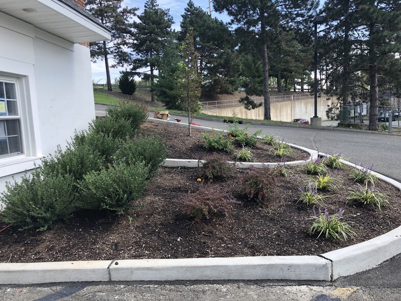 More Photos Of 122 E Ridgewood Ave, Paramus Medical For Lease